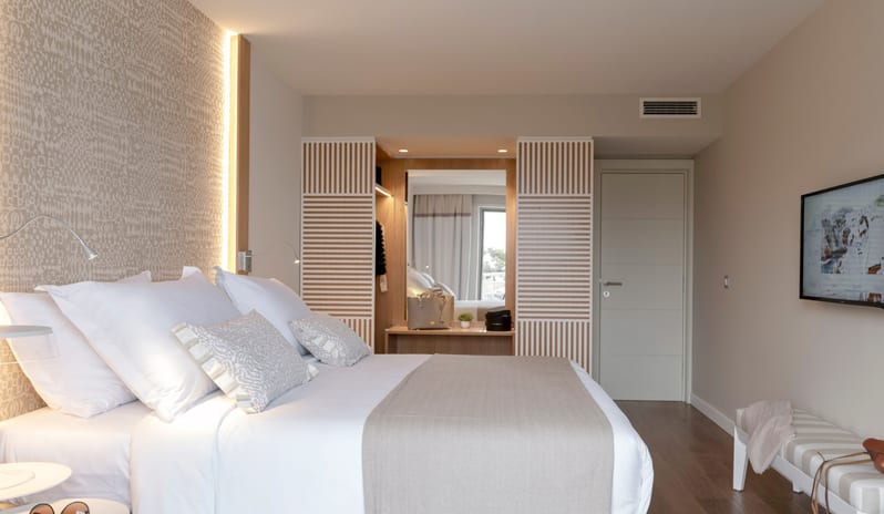 HOTEL BELLEVUE - EXECUTIVE SUITE BEDROOM